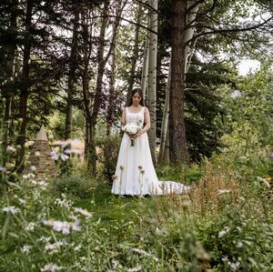 Meet your Posher, Carmela